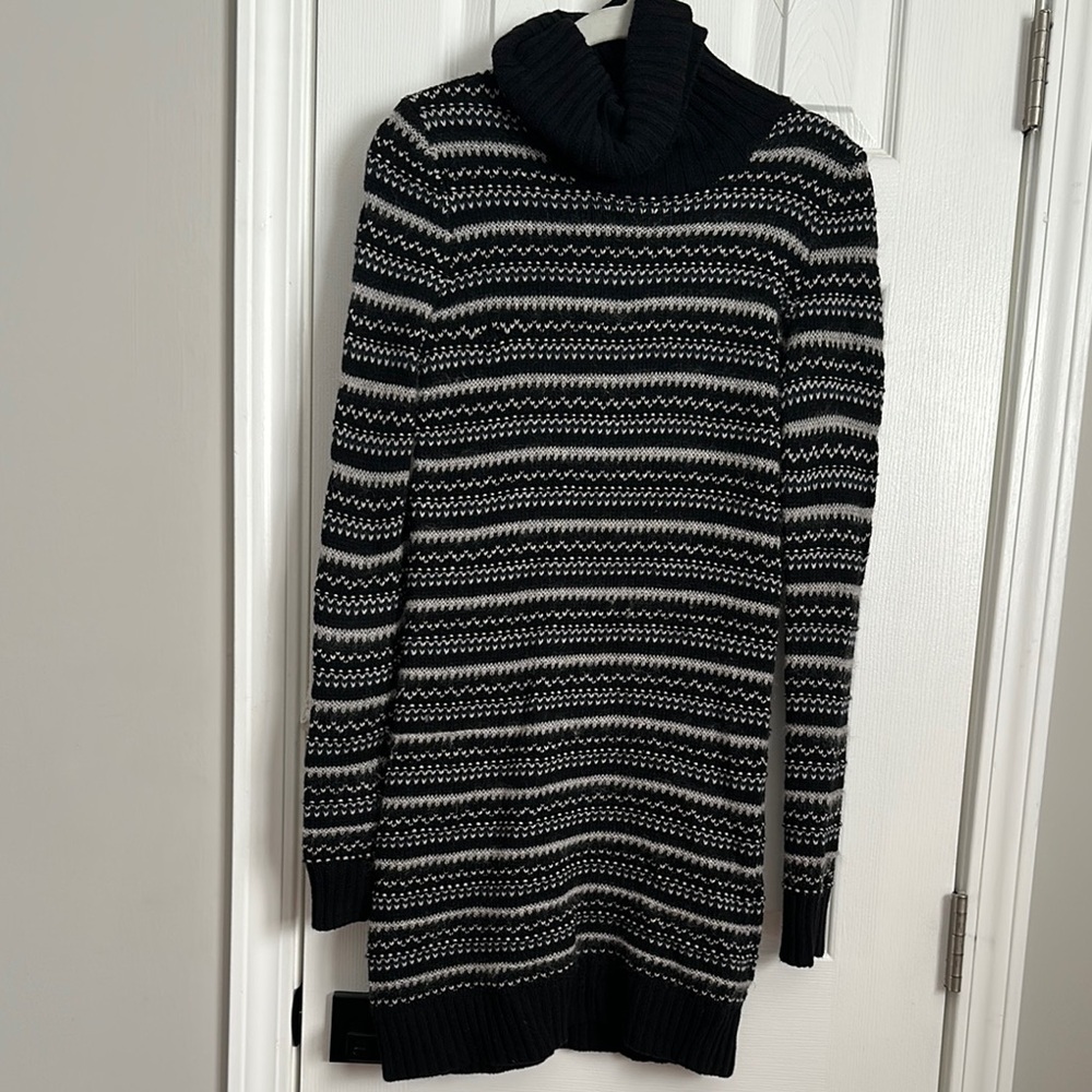 Theory:: Striped Black and White Turtleneck Sweaterdress